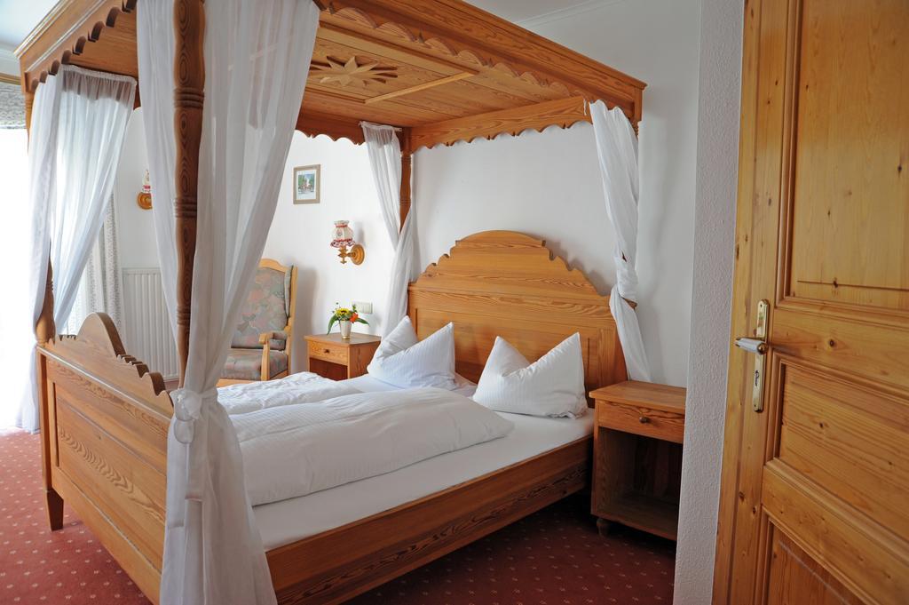 Landgasthof Zum Schwarzen Adler Markt Nordheim Luaran gambar